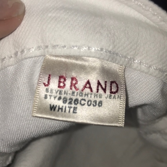 J Brand White mid rise jean - Picture 5 of 6